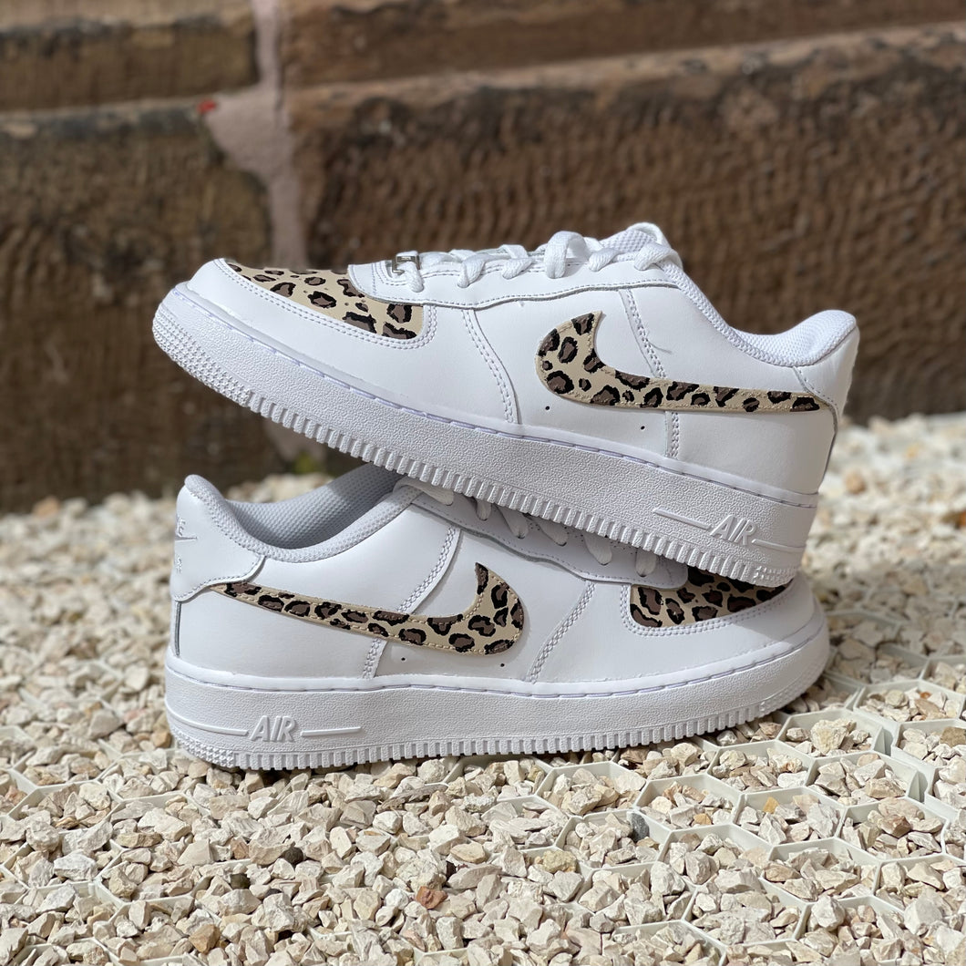 Clouded Leopard White